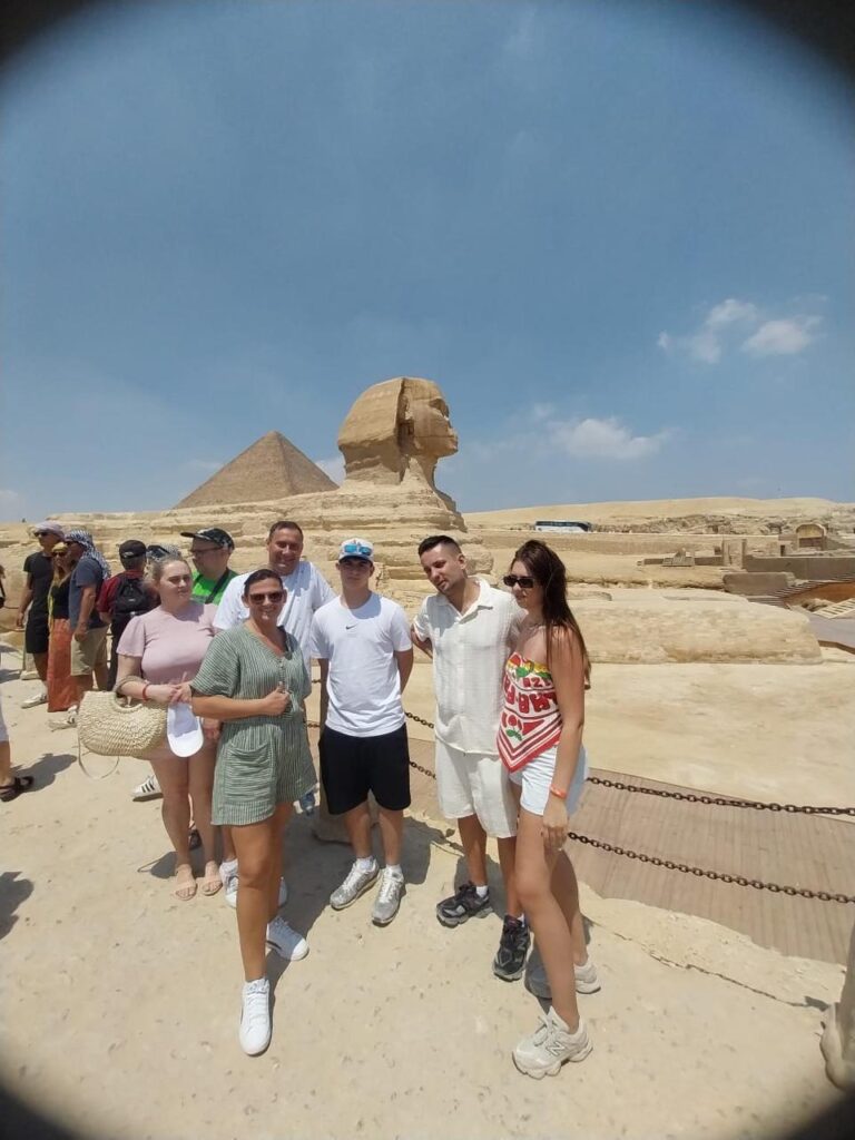 Cairo with pyramids from Hurghada 25