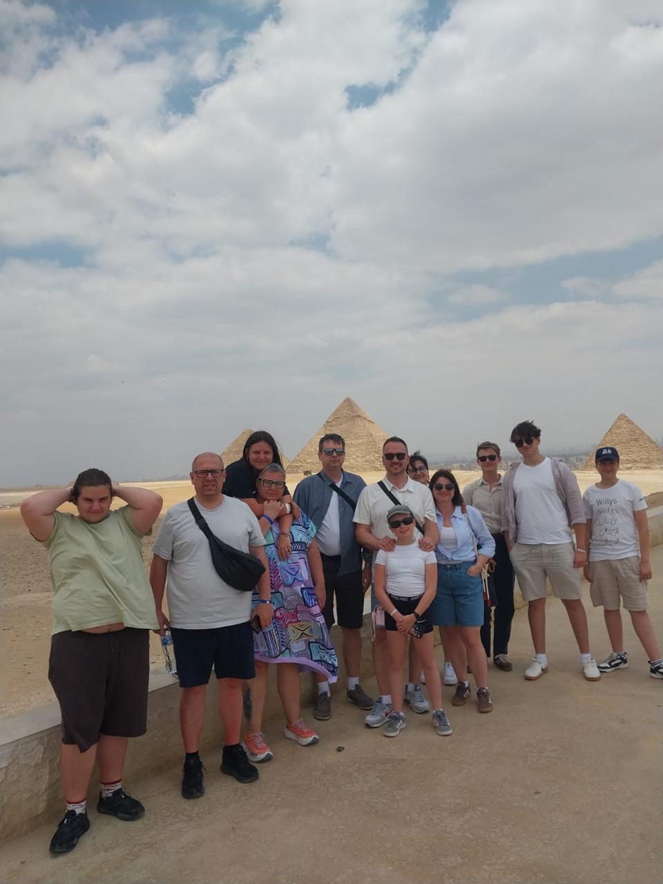 Cairo with pyramids from Hurghada 42