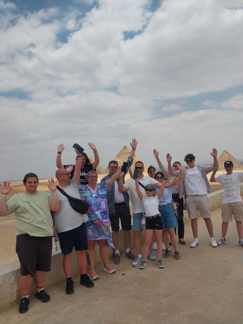 Cairo with pyramids from Hurghada 43
