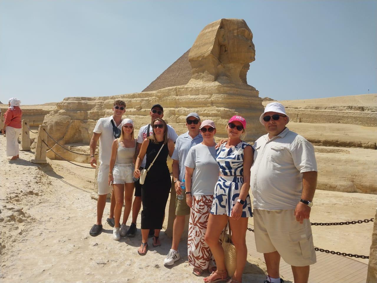Cairo with pyramids from Hurghada 73