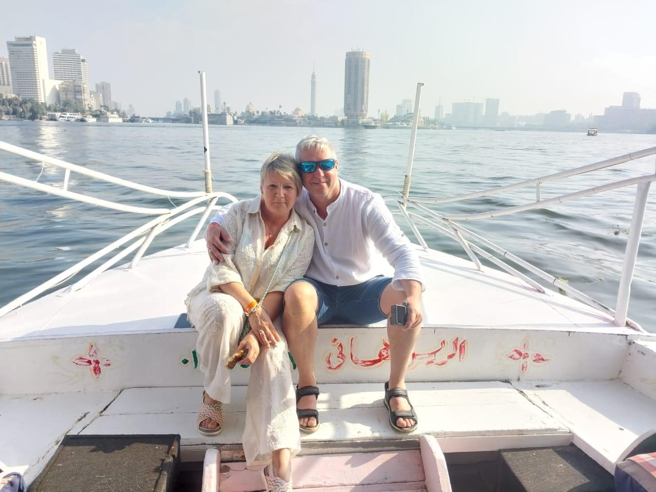 Cairo with pyramids from Hurghada 90