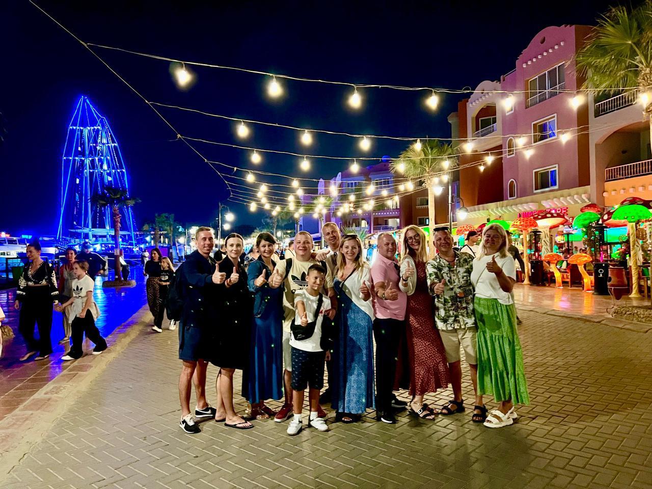Hurghada city tour and shopping 8