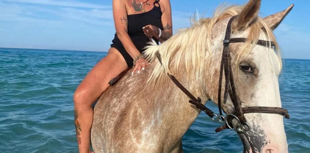 Hurghada horse and camel riding tour 1