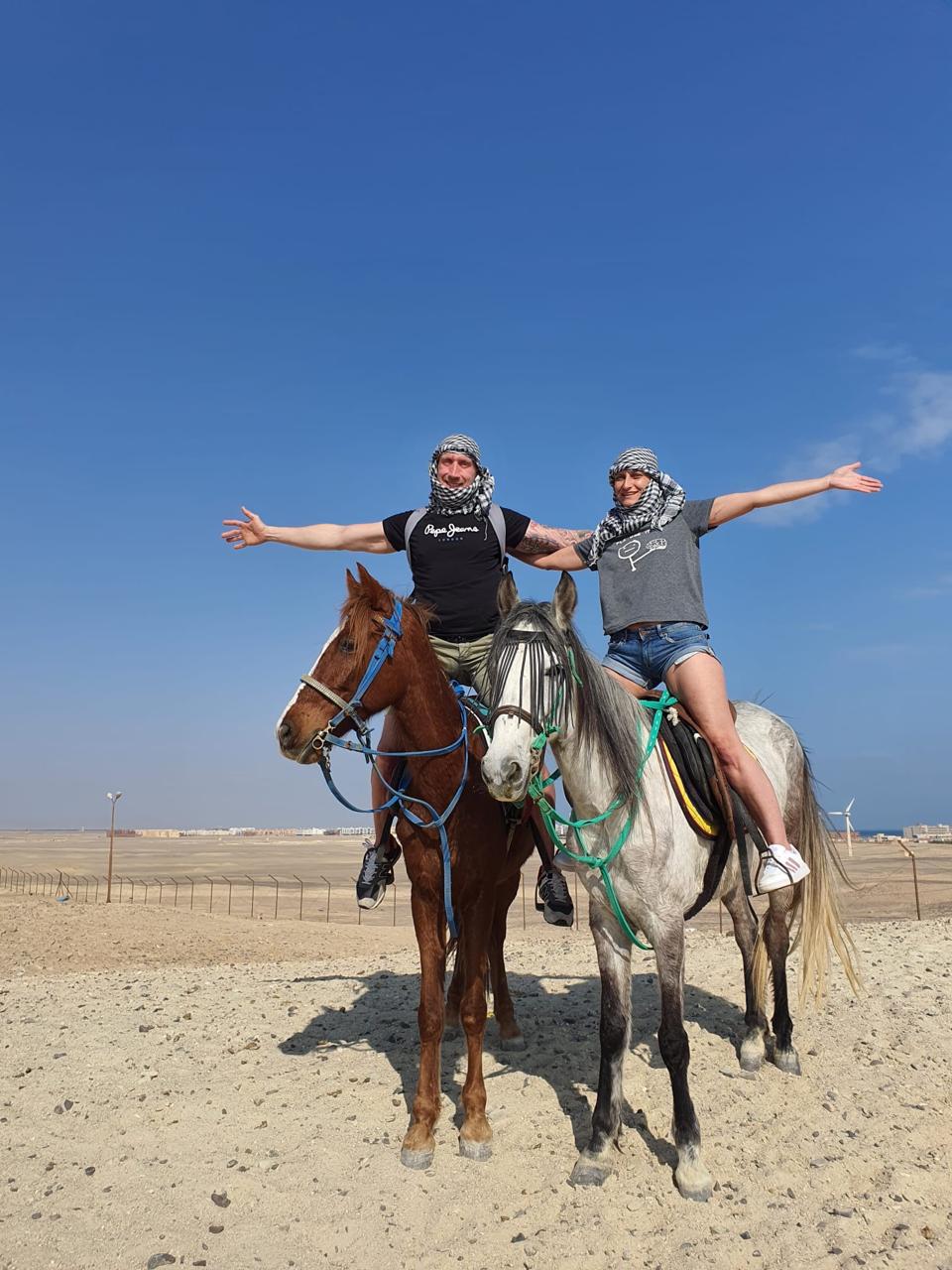 Hurghada horse and camel riding tour 11