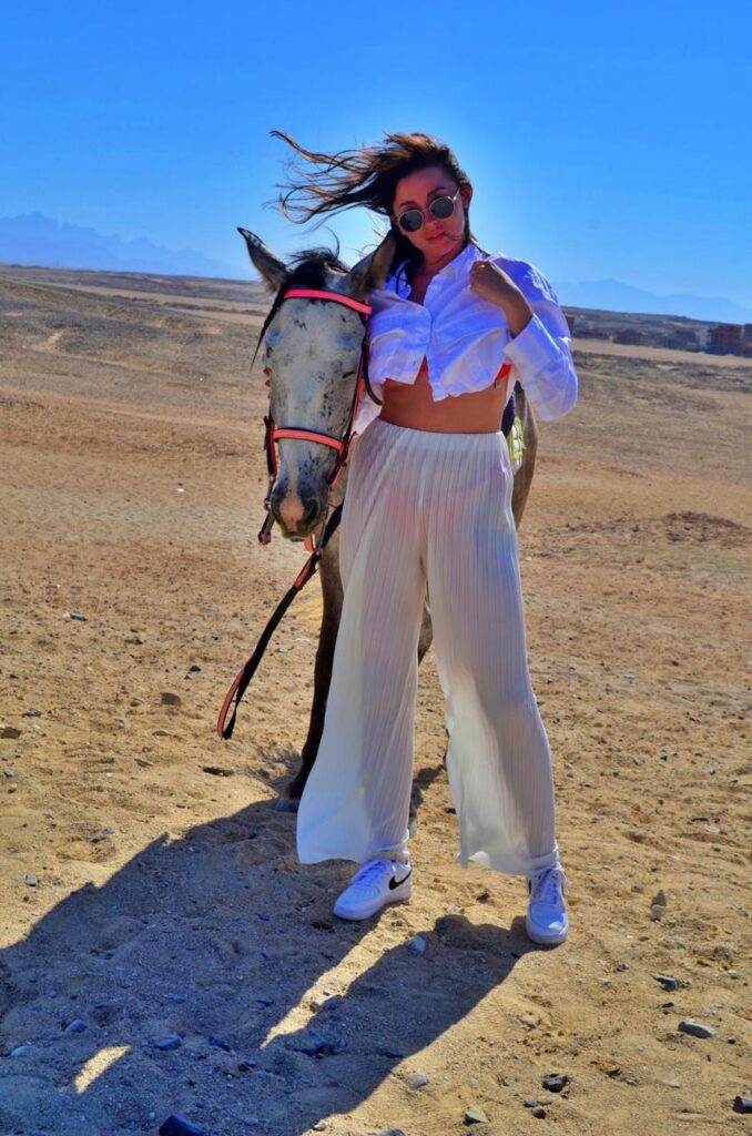 Hurghada horse and camel riding tour 17