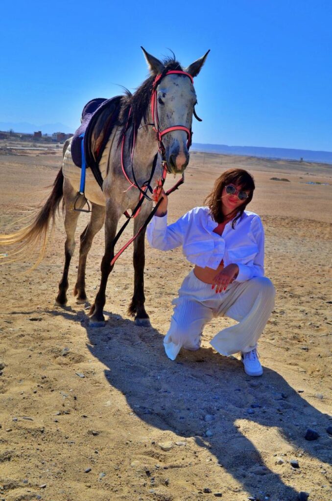 Hurghada horse and camel riding tour 19