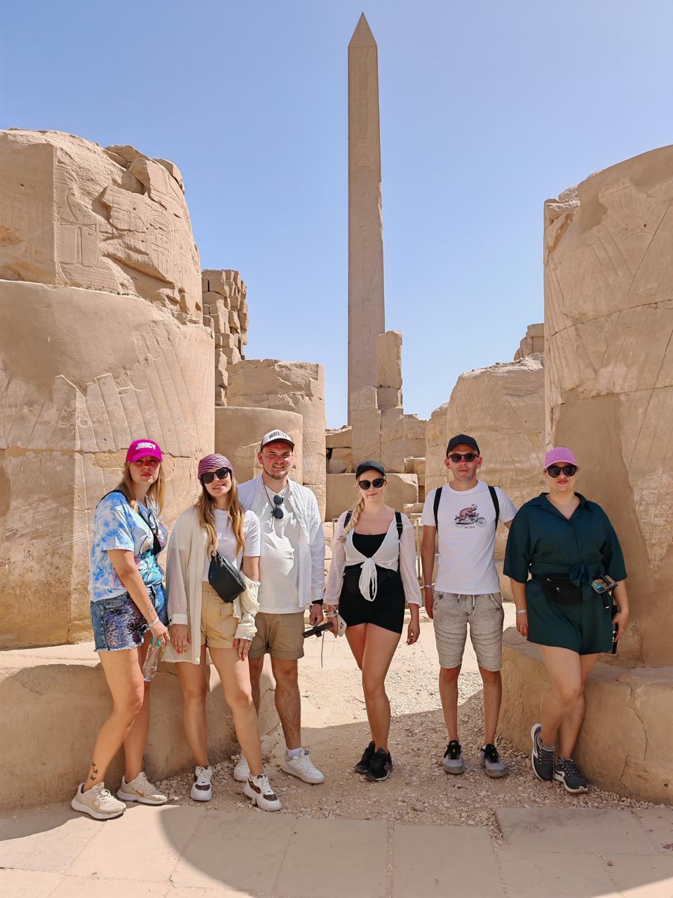 Hurghada Luxor individual by Toyota bus 44