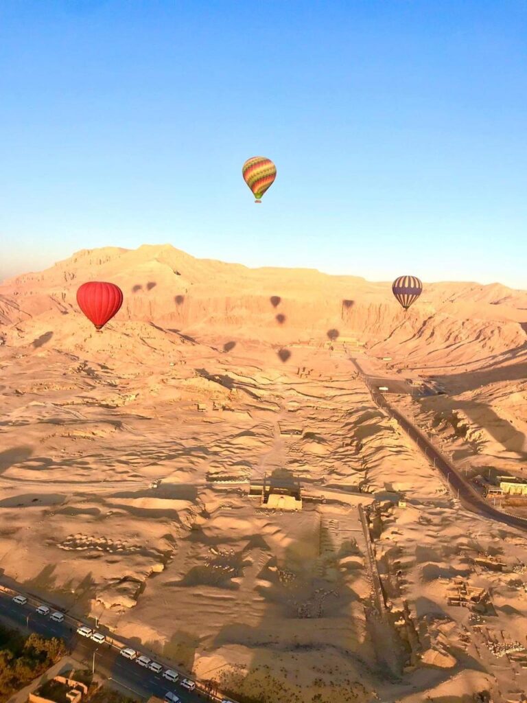Hurghada Luxor individual by Toyota bus 53