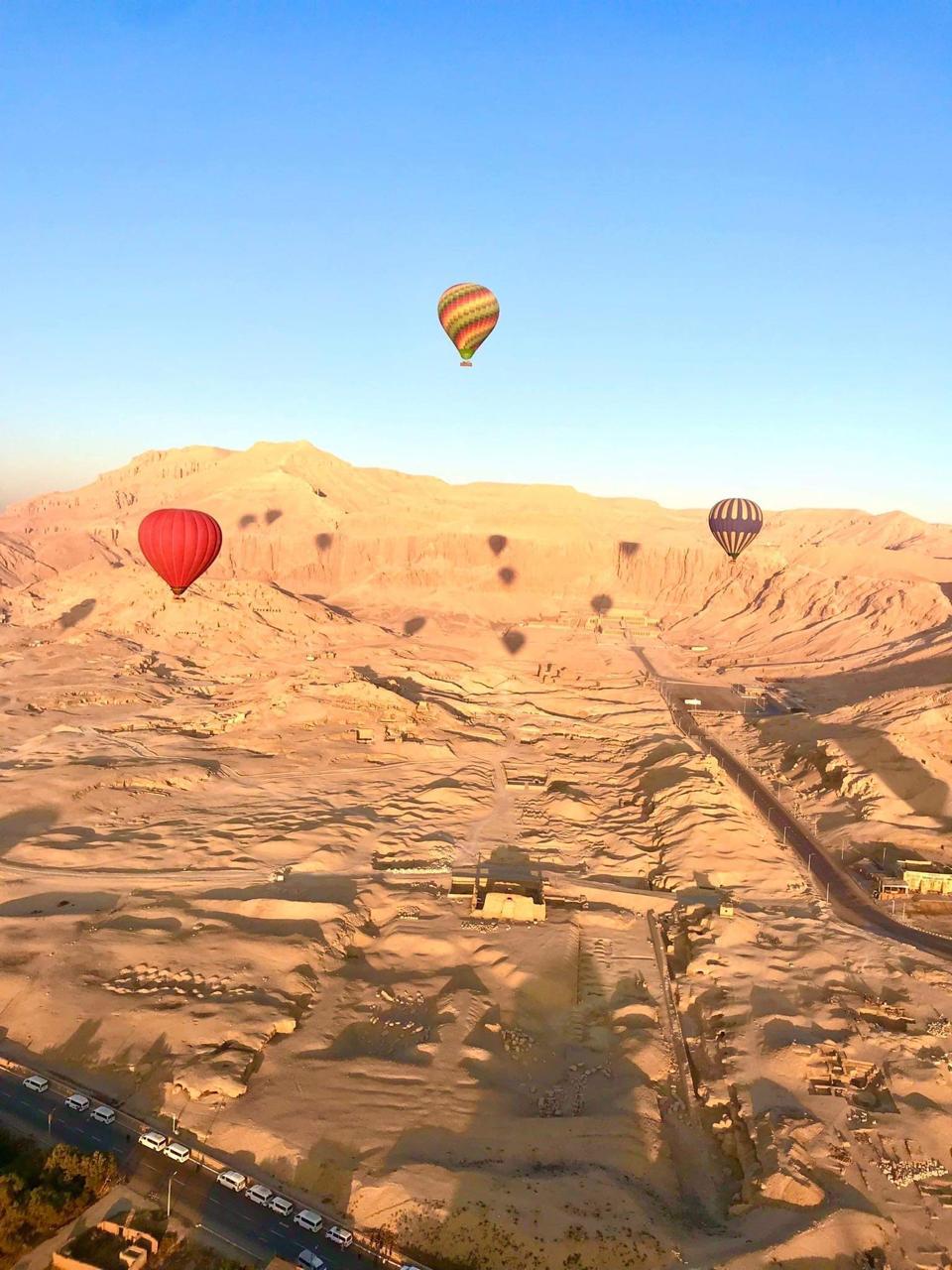 Hurghada Luxor individual by Toyota bus 53