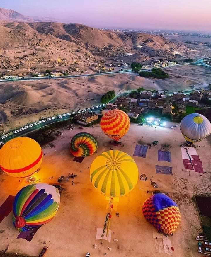 Hurghada Luxor individual by Toyota bus 54