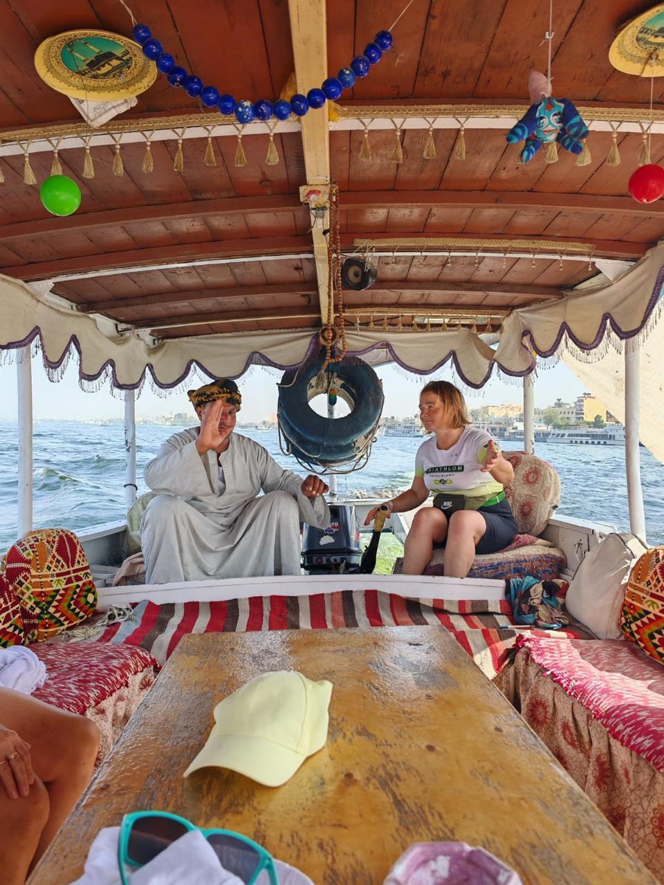 Hurghada Luxor individual by Toyota bus 56