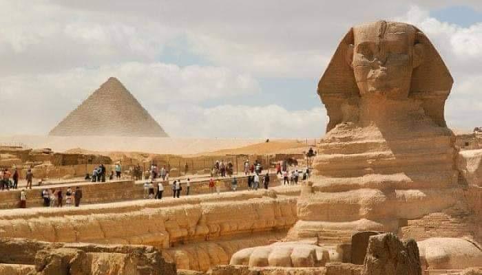 Hurghada Luxor individual by Toyota bus 59