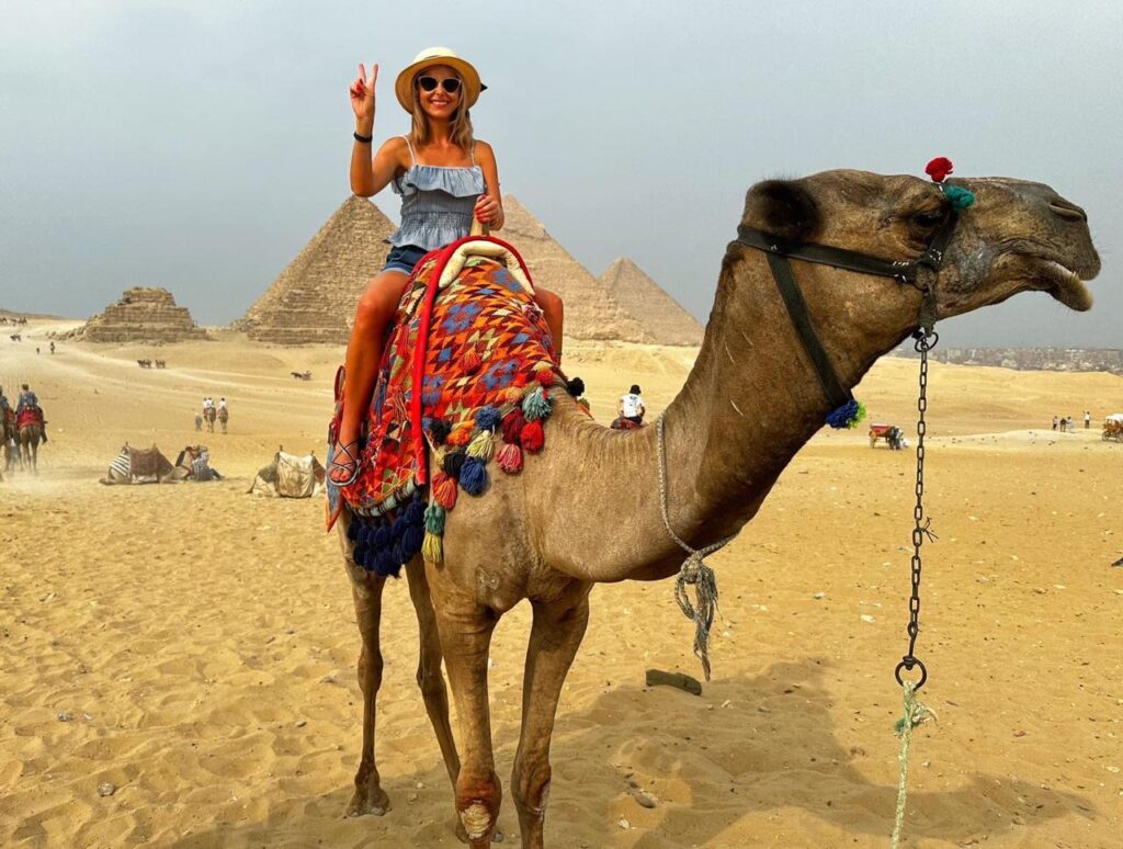 Hurghada Luxor individual by Toyota bus 75