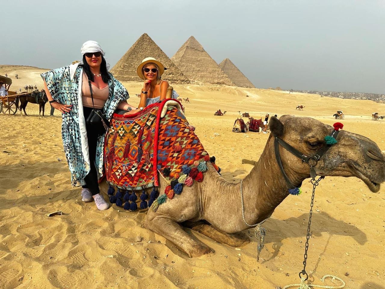 Hurghada Luxor individual by Toyota bus 76