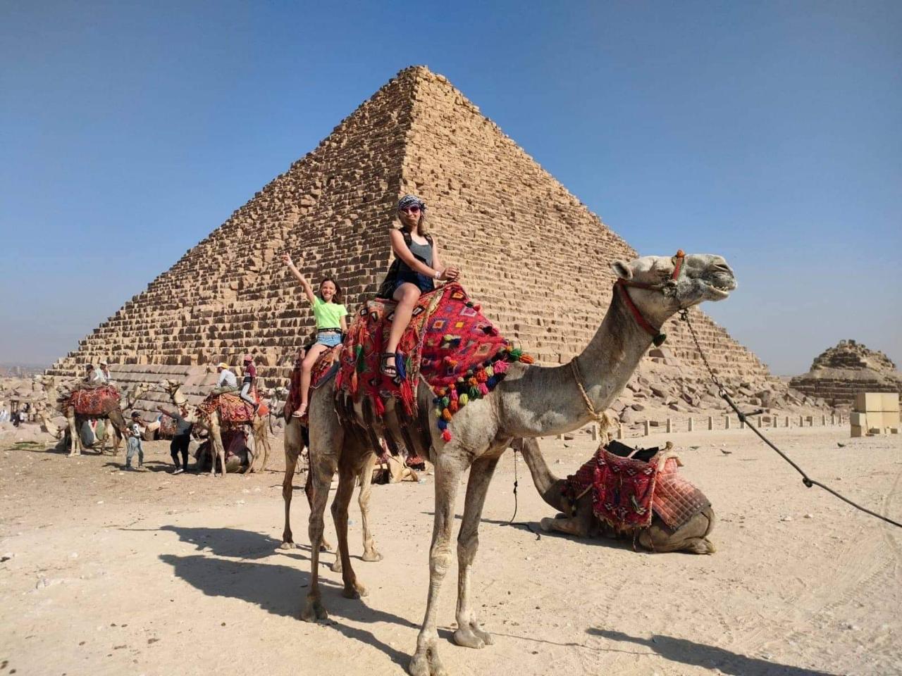Hurghada Luxor individual by Toyota bus 97