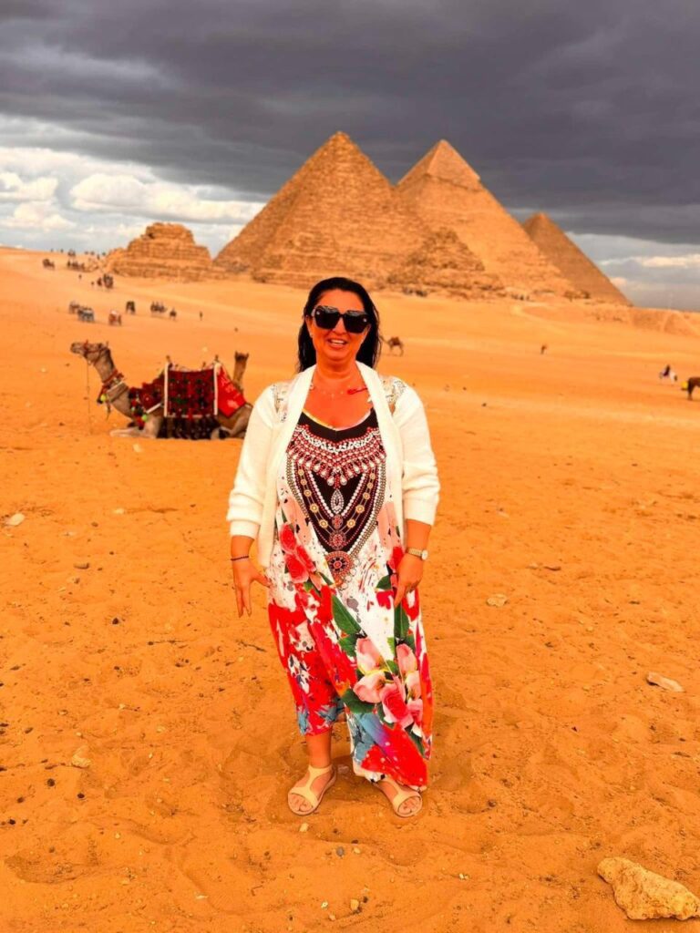 Hurghada Luxor individual by Toyota bus 139