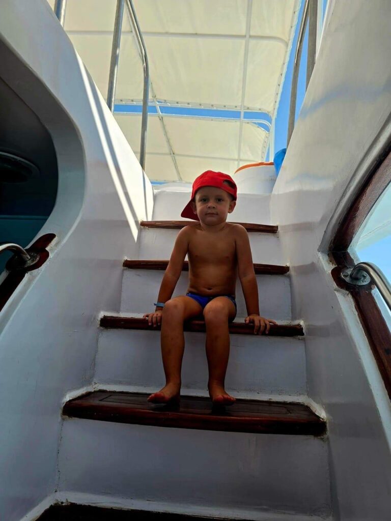 Hurghada private boat family trip 9