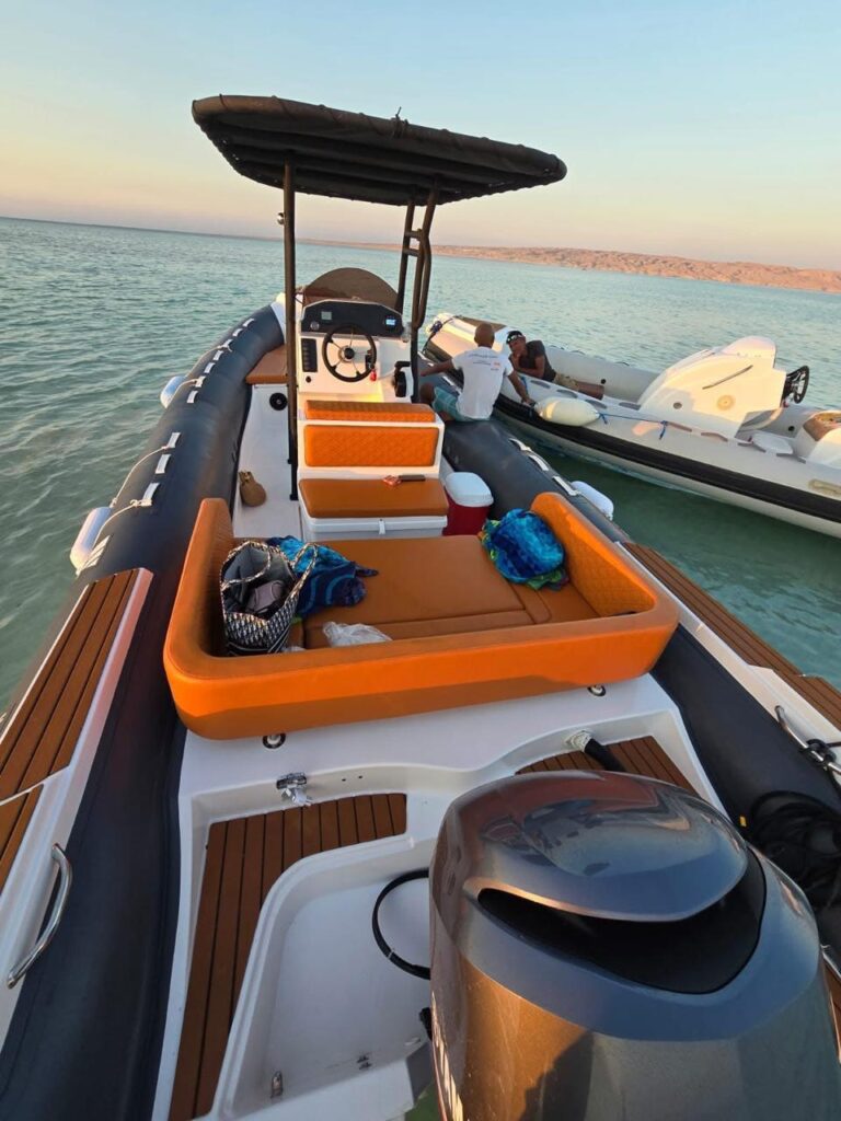 Hurghada speedboat island trip 10