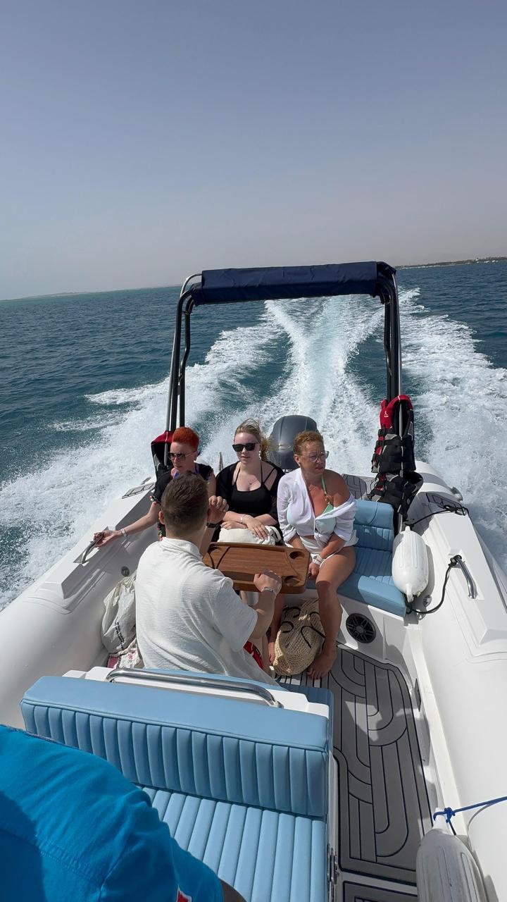 Hurghada speedboat island trip 15
