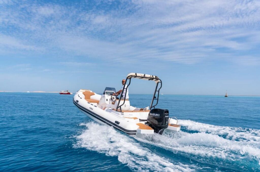 Hurghada speedboat island trip 21