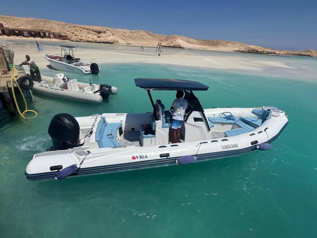 Hurghada speedboat island trip 25