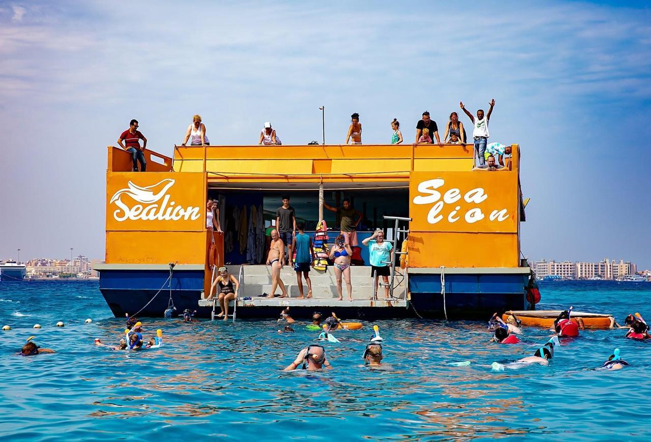 Submarine in Hurghada 8