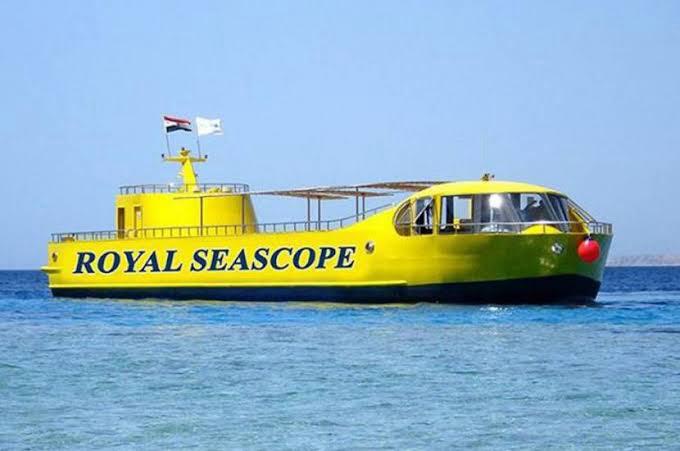 Submarine in Hurghada 10